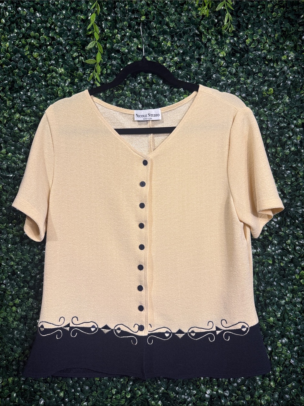 Vintage Cream Short-Sleeve Button Front Top with Black Trim